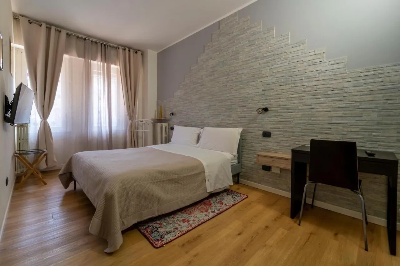 Aurelia Rooms contacts